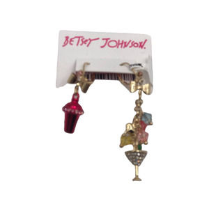 Earrings  Betsy Johnson martini A8